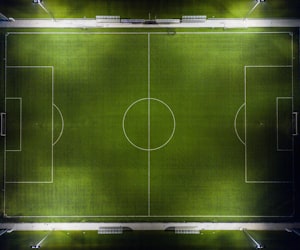 V体育平台多设备支持展示图，可在手机、平板、电脑上观看